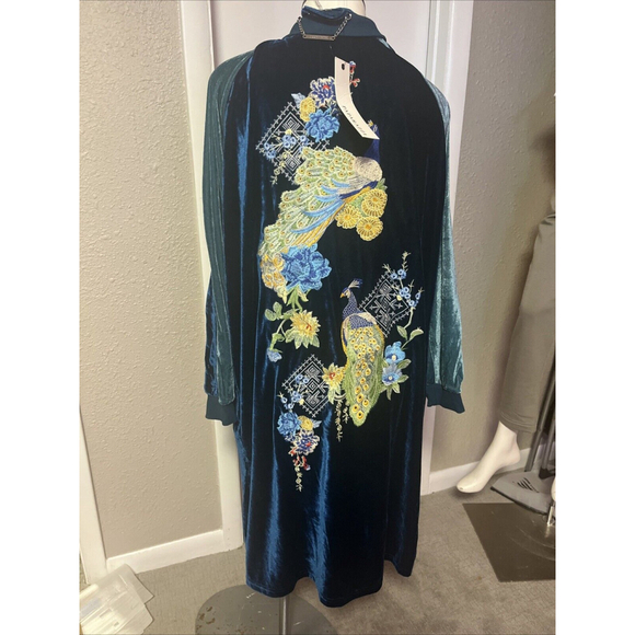 X-Large NWT Women’s Velvet Embroidered Varsity Duster Jacket Blue By Paparazzi - Picture 1 of 13